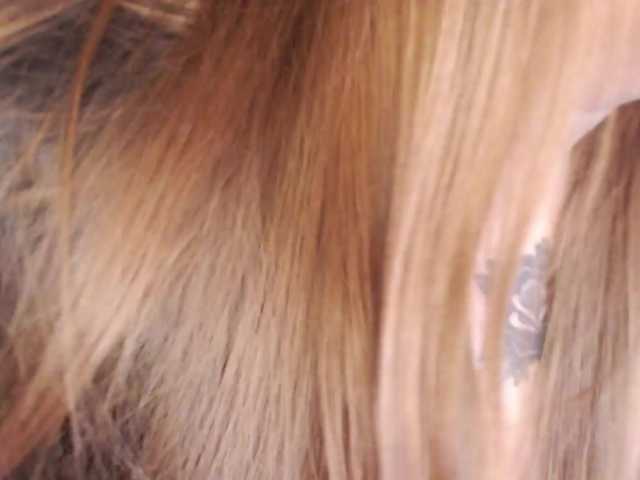 Greeenfriends6969's BongaCams show and profile