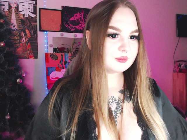 Greeenfriends6969's BongaCams show and profile