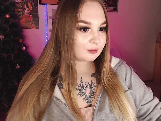 Greeenfriends6969's BongaCams show and profile