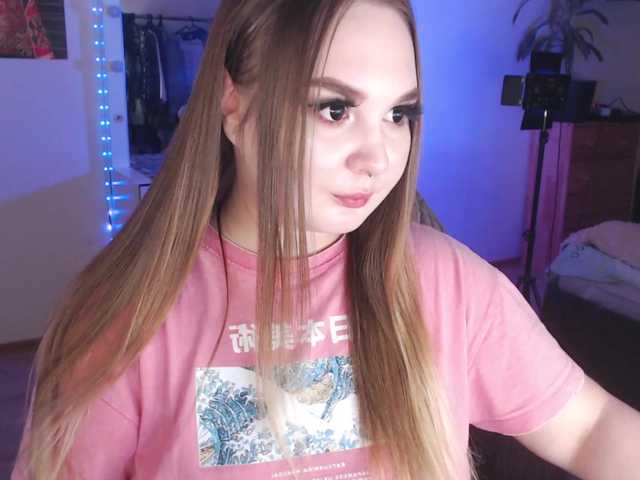 Greeenfriends6969's BongaCams show and profile