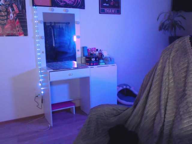 Greeenfriends6969's BongaCams show and profile