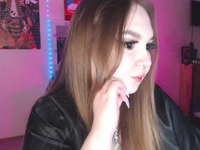 Greeenfriends6969's BongaCams show and profile