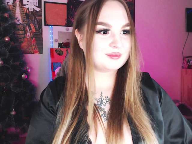 Greeenfriends6969's BongaCams show and profile