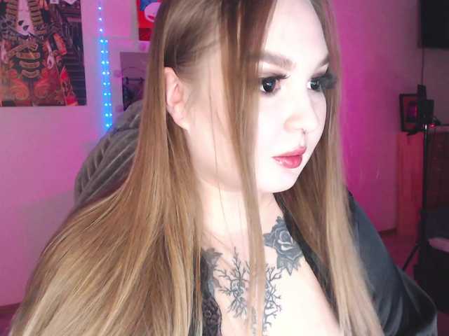 Greeenfriends6969's BongaCams show and profile