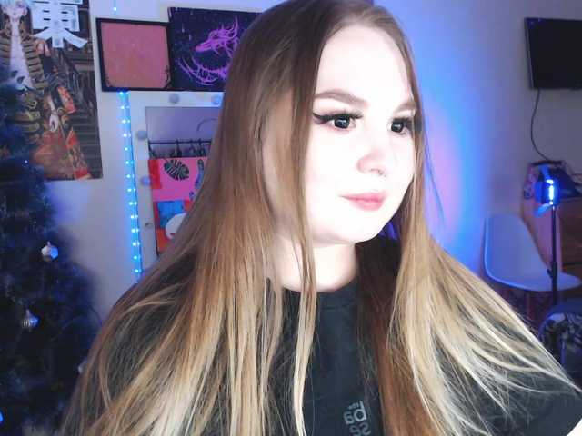 Greeenfriends6969's BongaCams show and profile