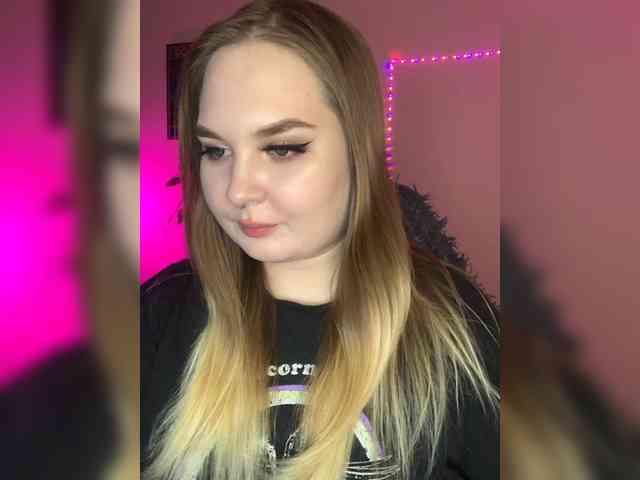 Greeenfriends6969 webcam