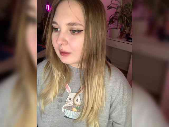 Greeenfriends6969 webcam