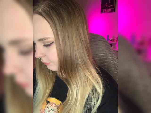 Greeenfriends6969 webcam