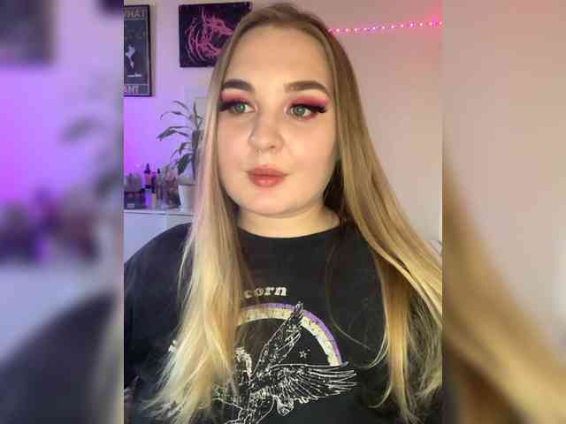Greeenfriends6969 webcam