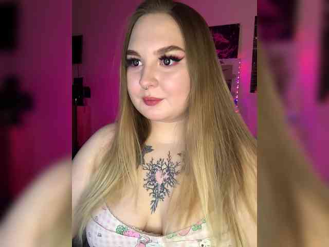 Greeenfriends6969 webcam