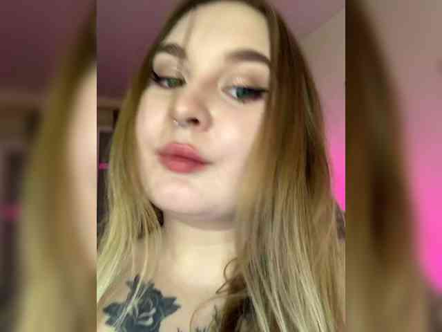 Greeenfriends6969 webcam