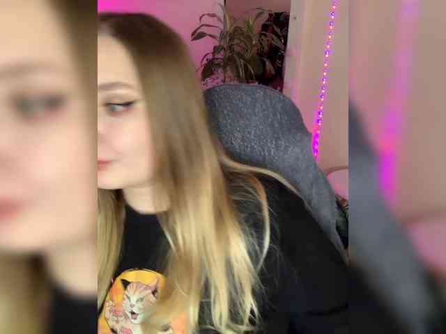 Greeenfriends6969 webcam