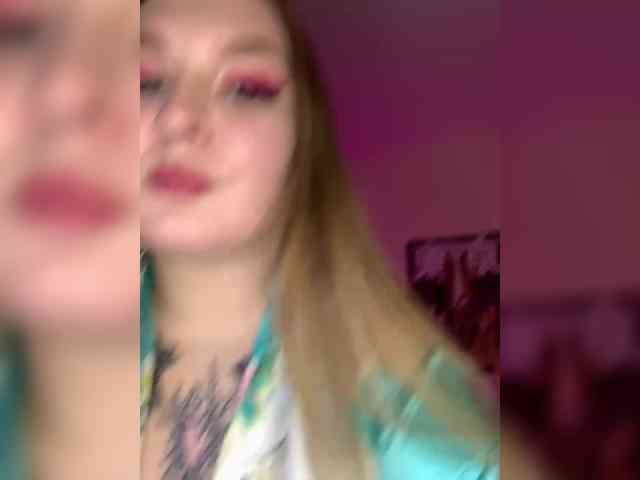 Greeenfriends6969 webcam