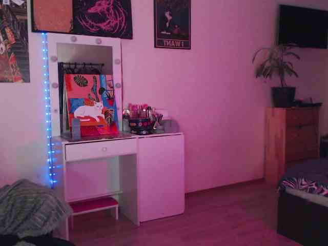 Greeenfriends6969 webcam