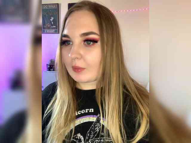 Greeenfriends6969 webcam