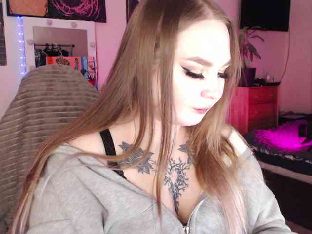 Greeenfriends6969 webcam