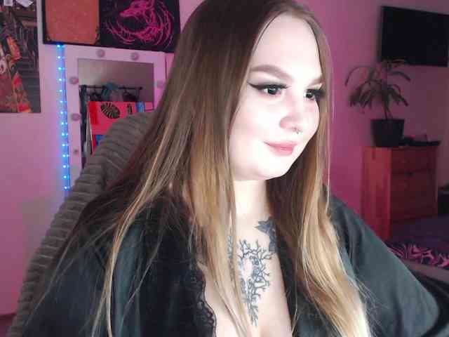 Greeenfriends6969 webcam