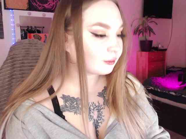 Greeenfriends6969 webcam