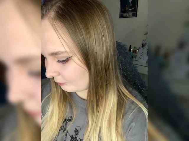 Greeenfriends6969 webcam