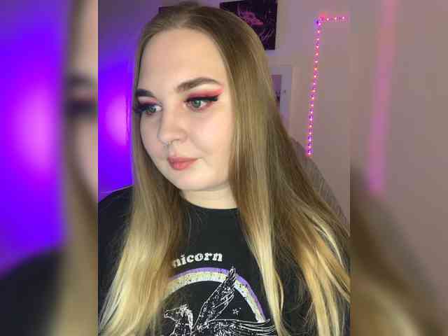 Greeenfriends6969 webcam