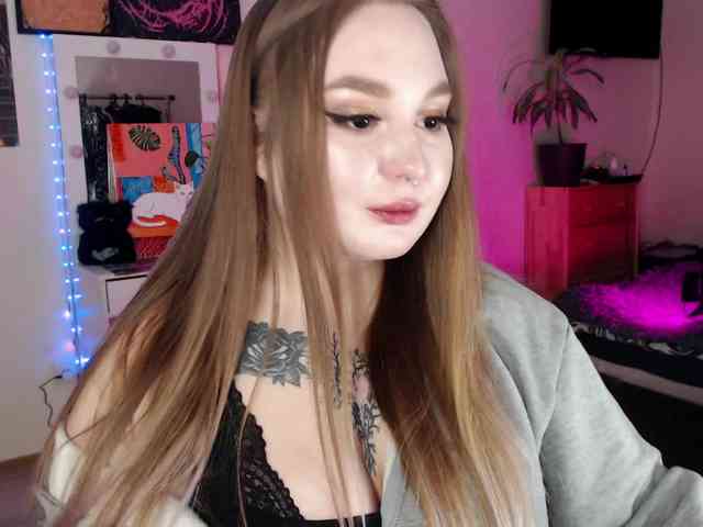 Greeenfriends6969 webcam