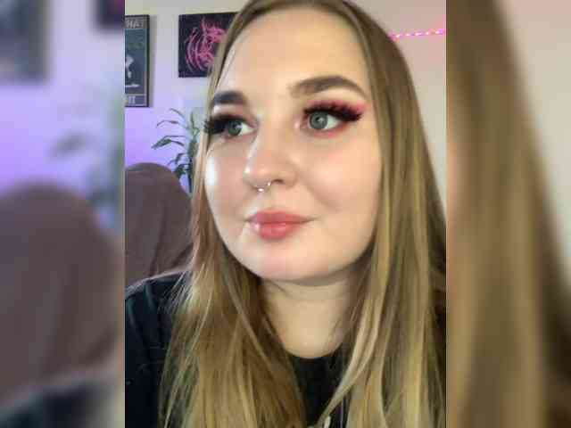 Greeenfriends6969 webcam
