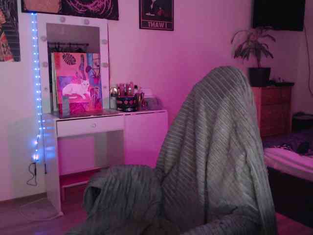 Greeenfriends6969 webcam