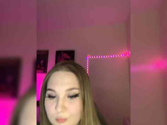 Greeenfriends6969 webcam