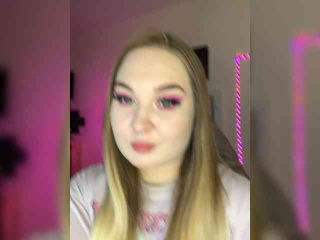 Greeenfriends6969 webcam