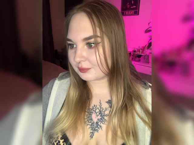 Greeenfriends6969 webcam
