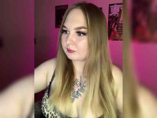 Greeenfriends6969 webcam