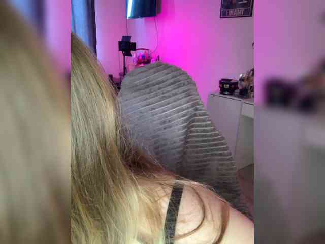Greeenfriends6969 webcam