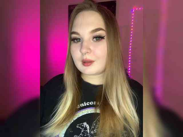 Greeenfriends6969 webcam