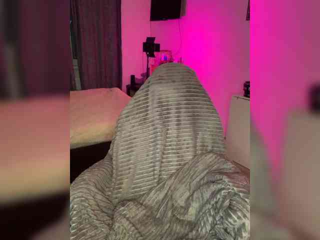 Greeenfriends6969 webcam