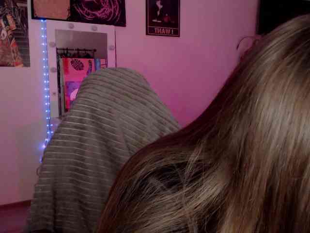 Greeenfriends6969 webcam