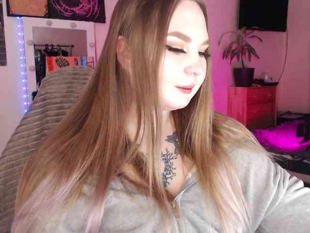 Greeenfriends6969 webcam