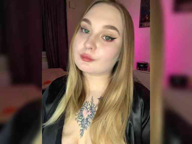 Greeenfriends6969 webcam