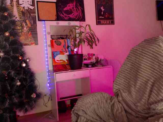 Greeenfriends6969 webcam