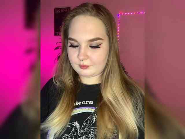 Greeenfriends6969 webcam