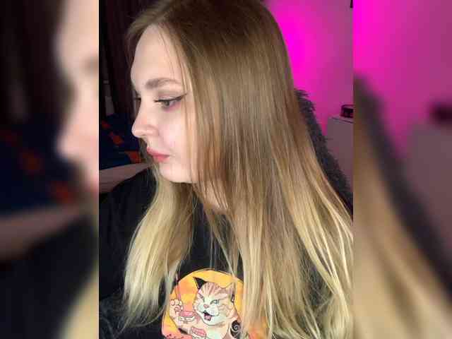 Greeenfriends6969 webcam