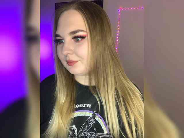 Greeenfriends6969 webcam