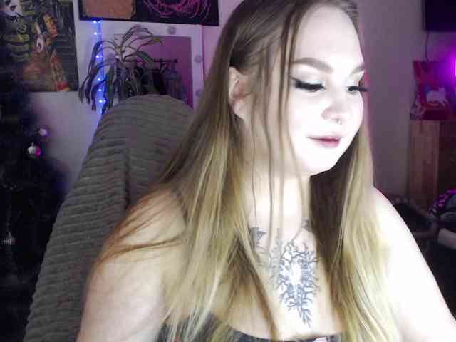 Greeenfriends6969 webcam