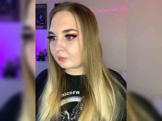 Greeenfriends6969 webcam