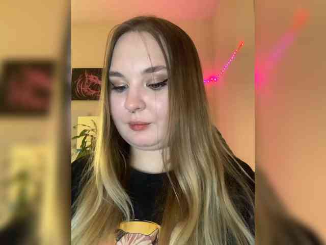 Greeenfriends6969 webcam