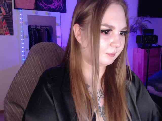 Greeenfriends6969 webcam