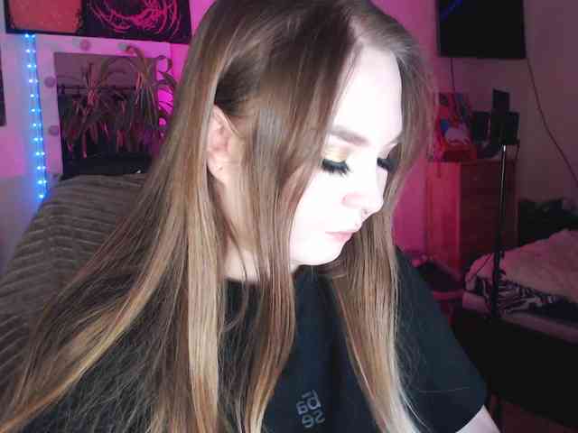 Greeenfriends6969 webcam