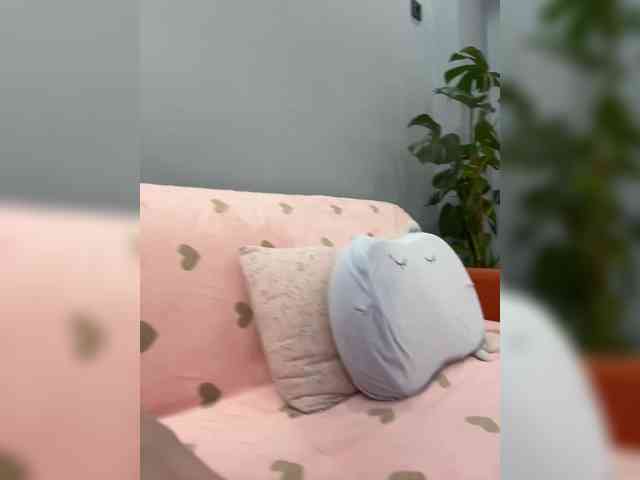 CuteKitty00 webcam
