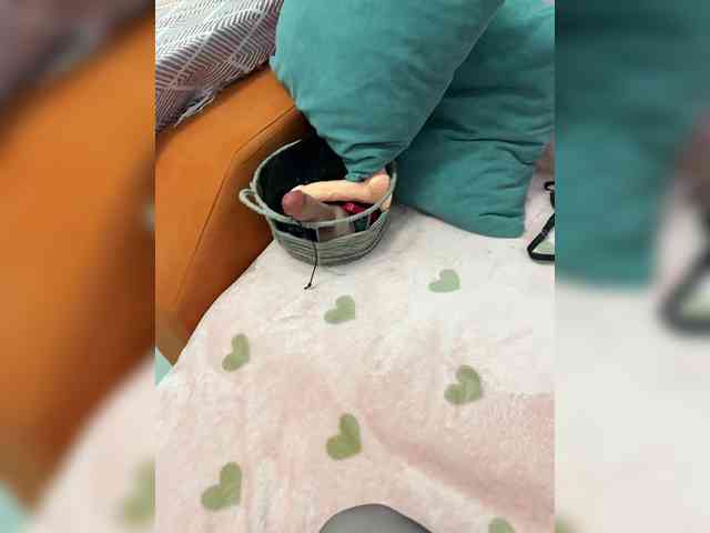 CuteKitty00 webcam