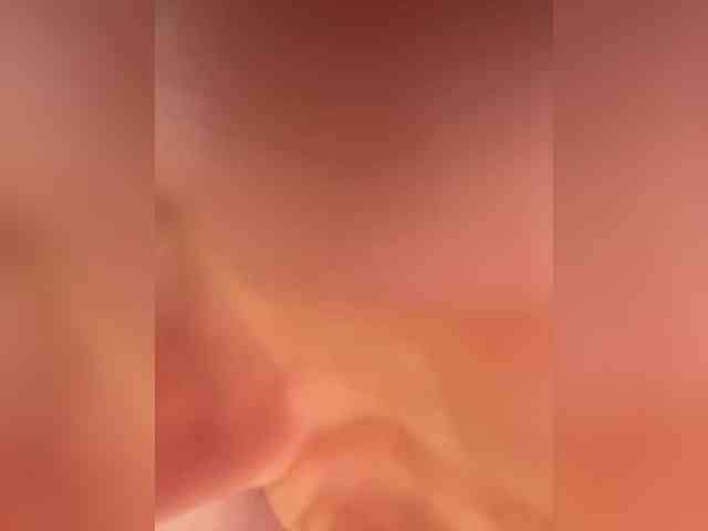CuteKitty00 webcam