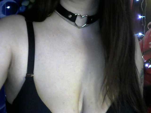 Lilijjjjjjjjjjjjjjjjj90's BongaCams show and profile